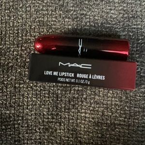 🆕 MAC Cosmetics Love Me Lipstick-E for Effortless